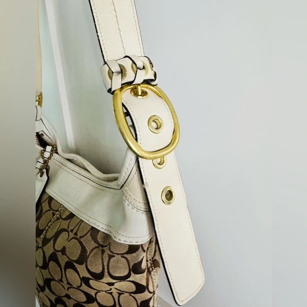 Vintage Coach Bleecker Monogram Bucket Bag White Leather Legacy Crossbody